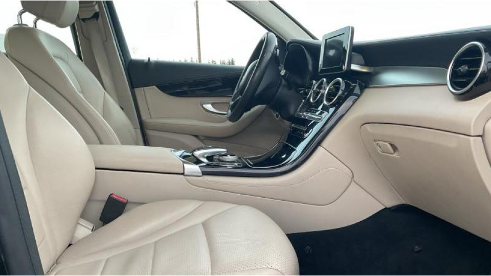Mercedes-Benz GLC 250 2.1  2016