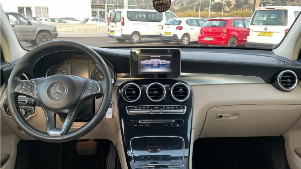 Mercedes-Benz GLC 250 2.1  2016