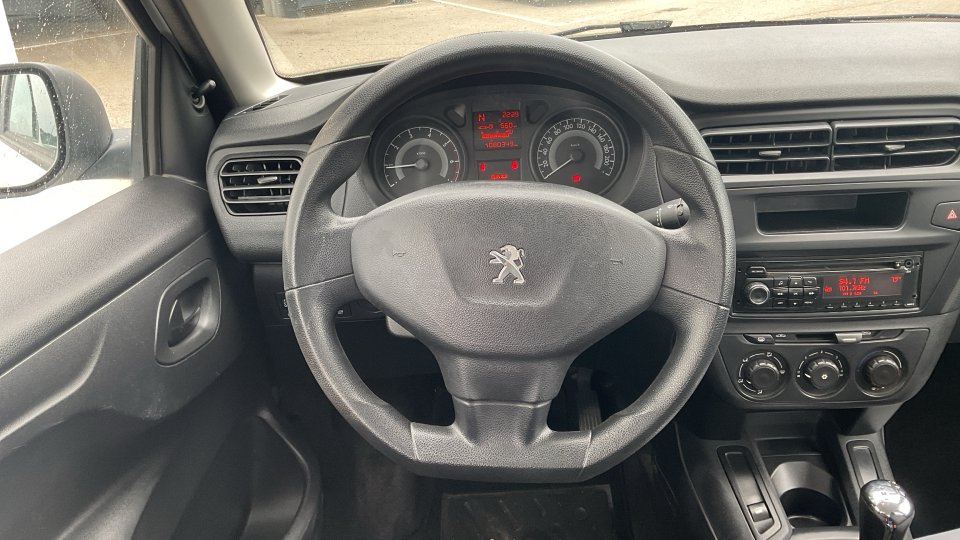 Peugeot 301 1.2 2017