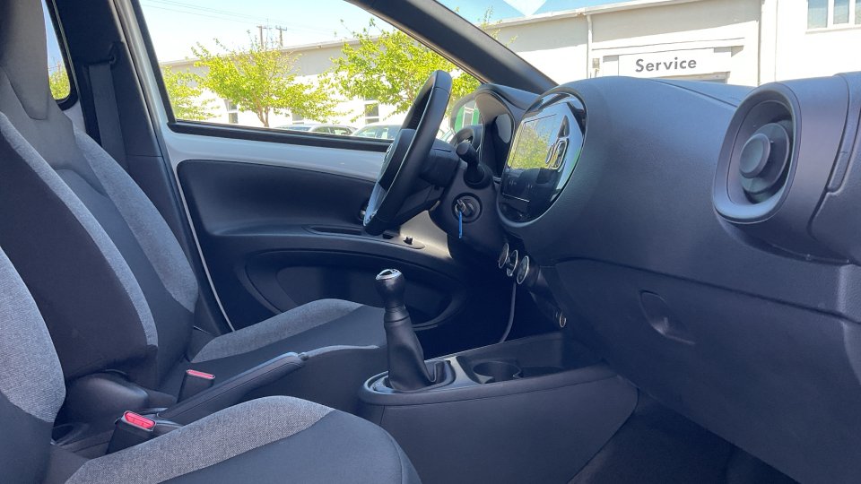 Toyota Aygo X X - STYLE 1.0 2025