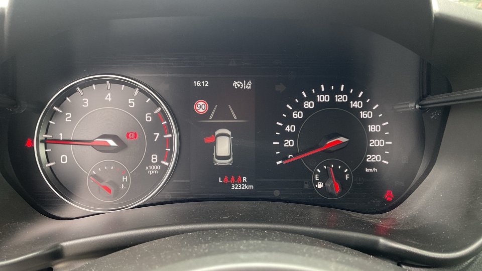 SUZUKI SWIFT 2WD GLX 2024