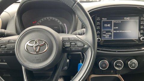 TOYOTA AYGO X X-PULSE 2023