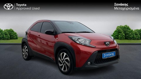 TOYOTA AYGO X X-TREND