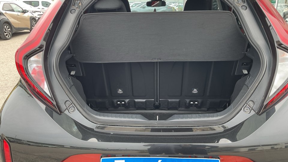TOYOTA AYGO X X-TREND