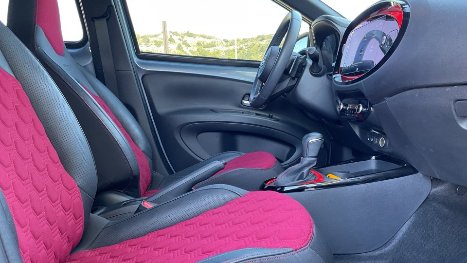 Toyota Aygo X Undercover 1.0 72PS 2023