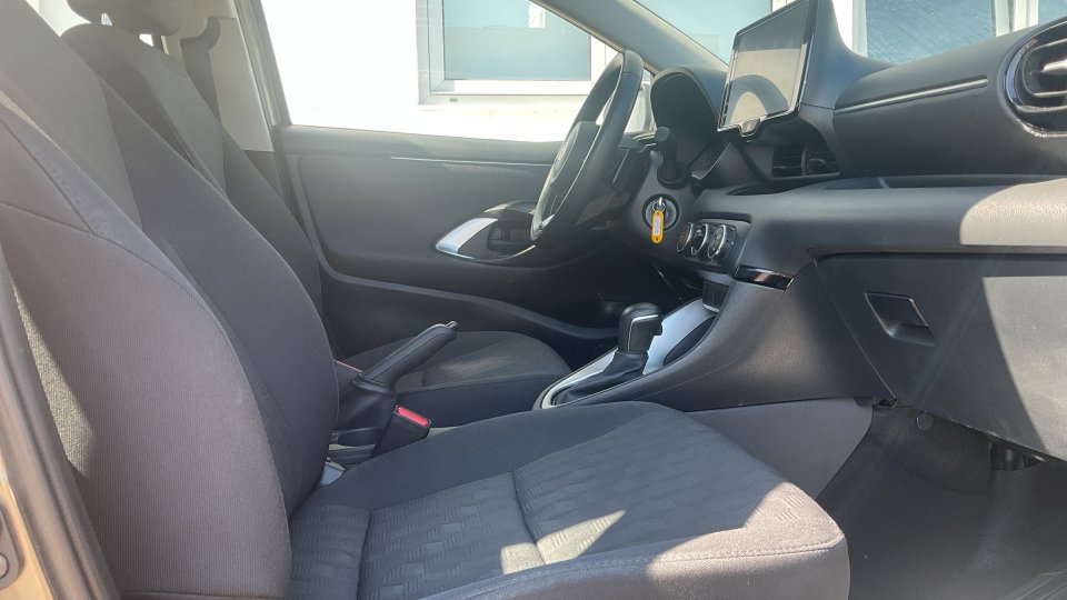 Toyota Yaris Active Plus 1.5 125PS 2024