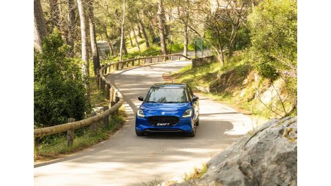 SUZUKI SWIFT GL 1.2L MILD HYBRID 82hp