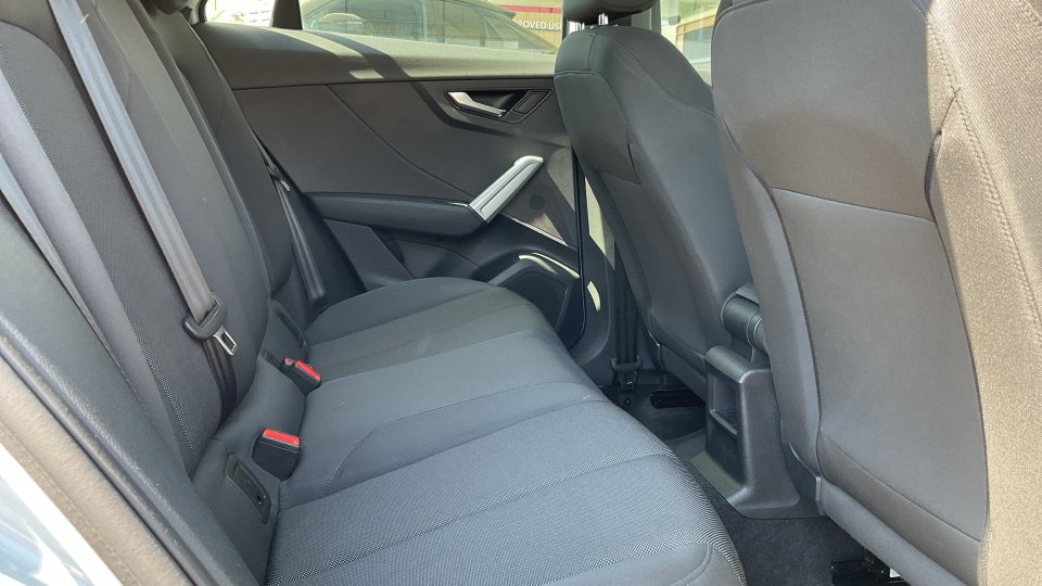 Audi Q2 30TFSI 1.0 110PS 2024