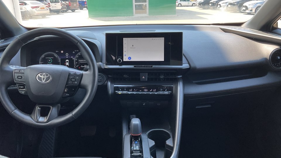 Toyota C-HR C-ULT PHEV 2.0 223PS 2025
