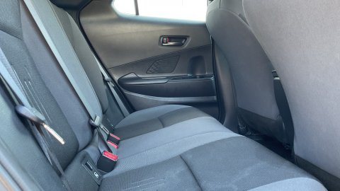 Toyota C-HR C-ULT PHEV 2.0 223PS 2025
