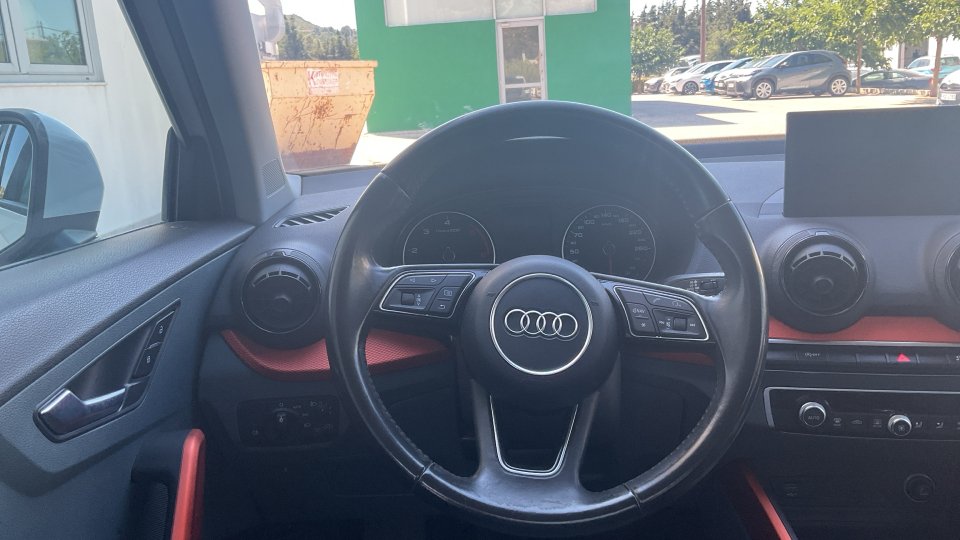 AUDI Q2 1.6 115 PS 2022