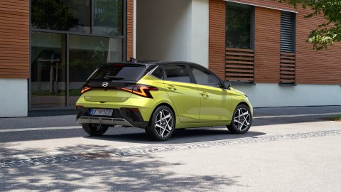 HYUNDAI I20 1.0T 100PS 6MT PREMIUM