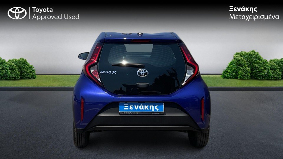 TOYOTA AYGO X X-PLAY 1.0 72 PS 2025