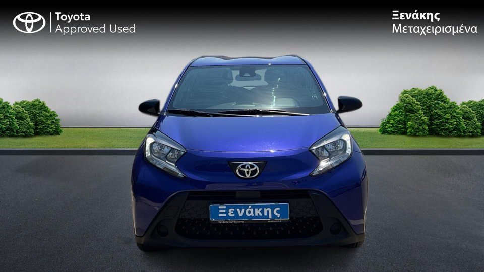 TOYOTA AYGO X X-PLAY 1.0 72 PS 2025