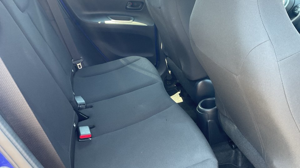 TOYOTA AYGO X X-PLAY 1.0 72 PS 2025