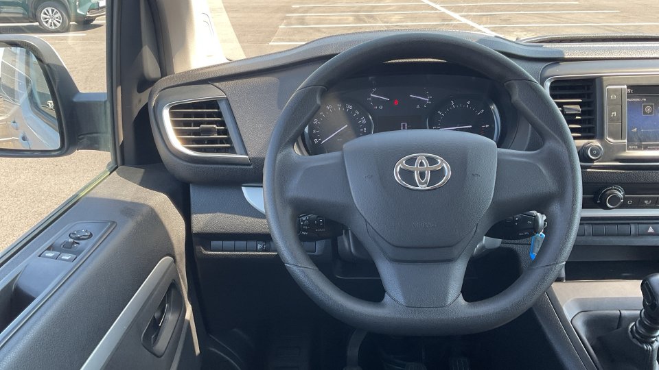Toyota ProAce Verso L2 Shuttle 2.0 145PS 2024