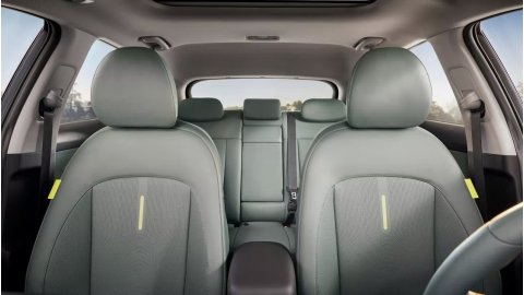 HYUNDAI KONA 1.6T 138PS 7DCT DISTINCTIVE